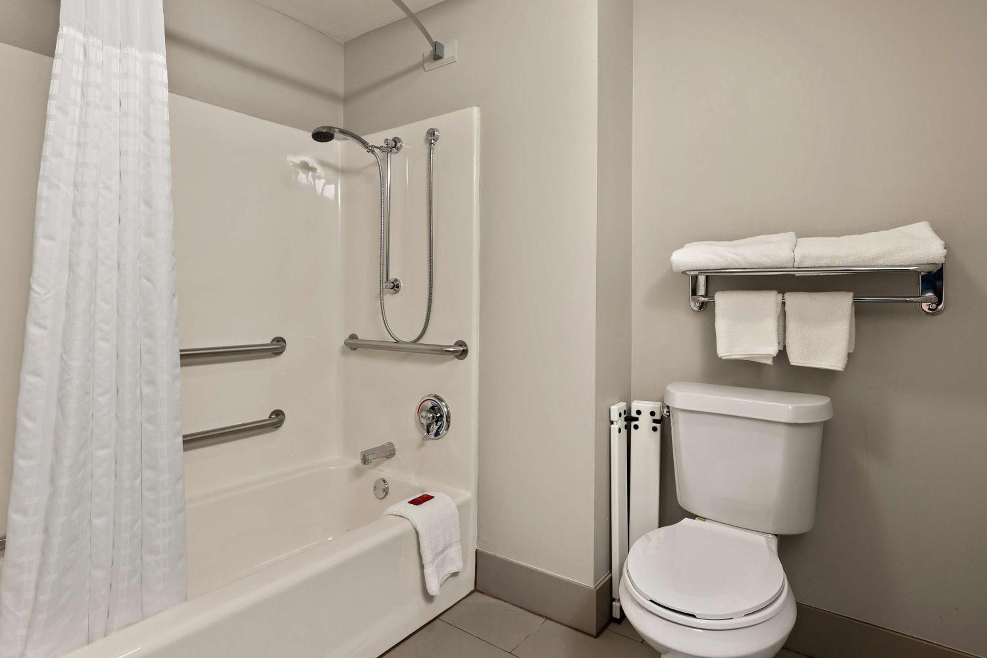 Surestay Plus Hotel By Best Western Tulsa East Kültér fotó