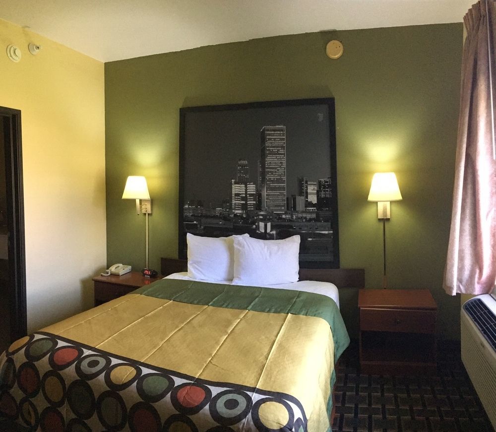 Surestay Plus Hotel By Best Western Tulsa East Szoba fotó